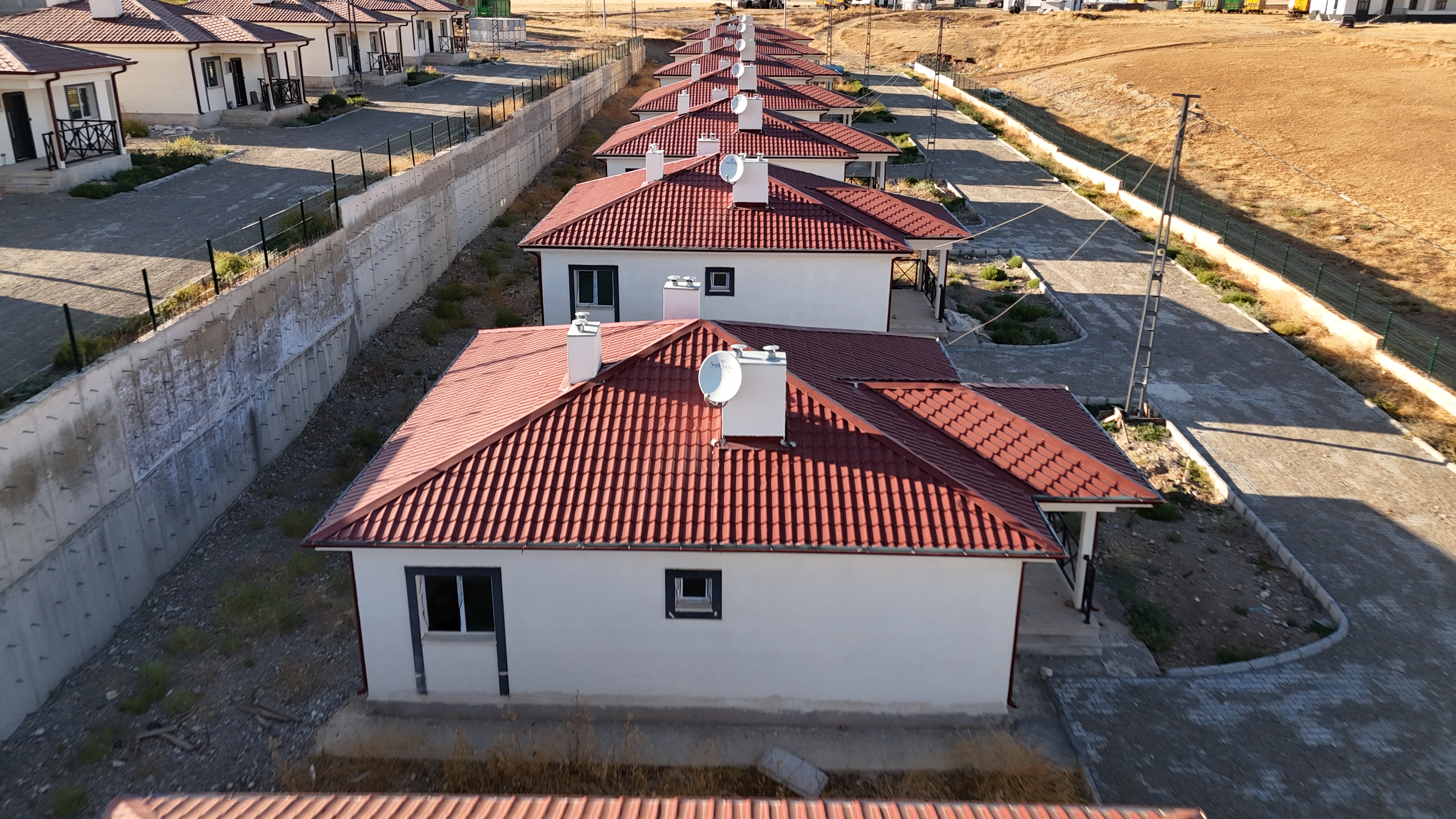 Set Müşavirlik Denetiminde Diyarbakır Hafif Çelik Yapım İşi Sur Kozan