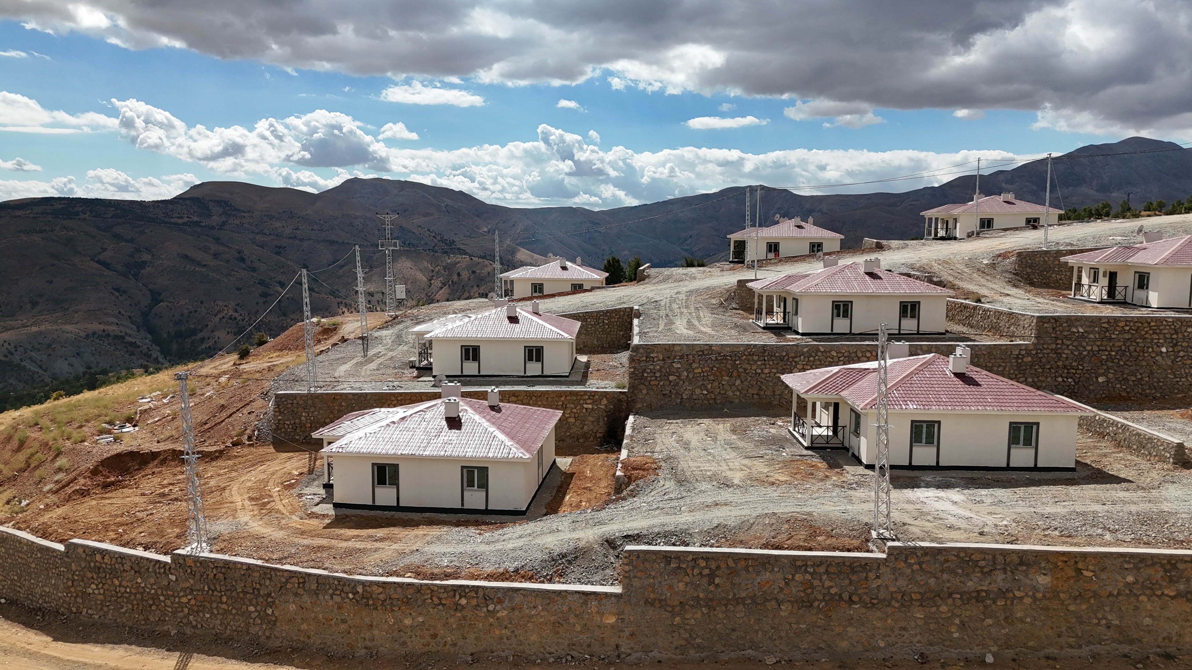 Set Müşavirlik Denetiminde Diyarbakır Hafif Çelik Yapım İşi Çüngüş Çaybaşı