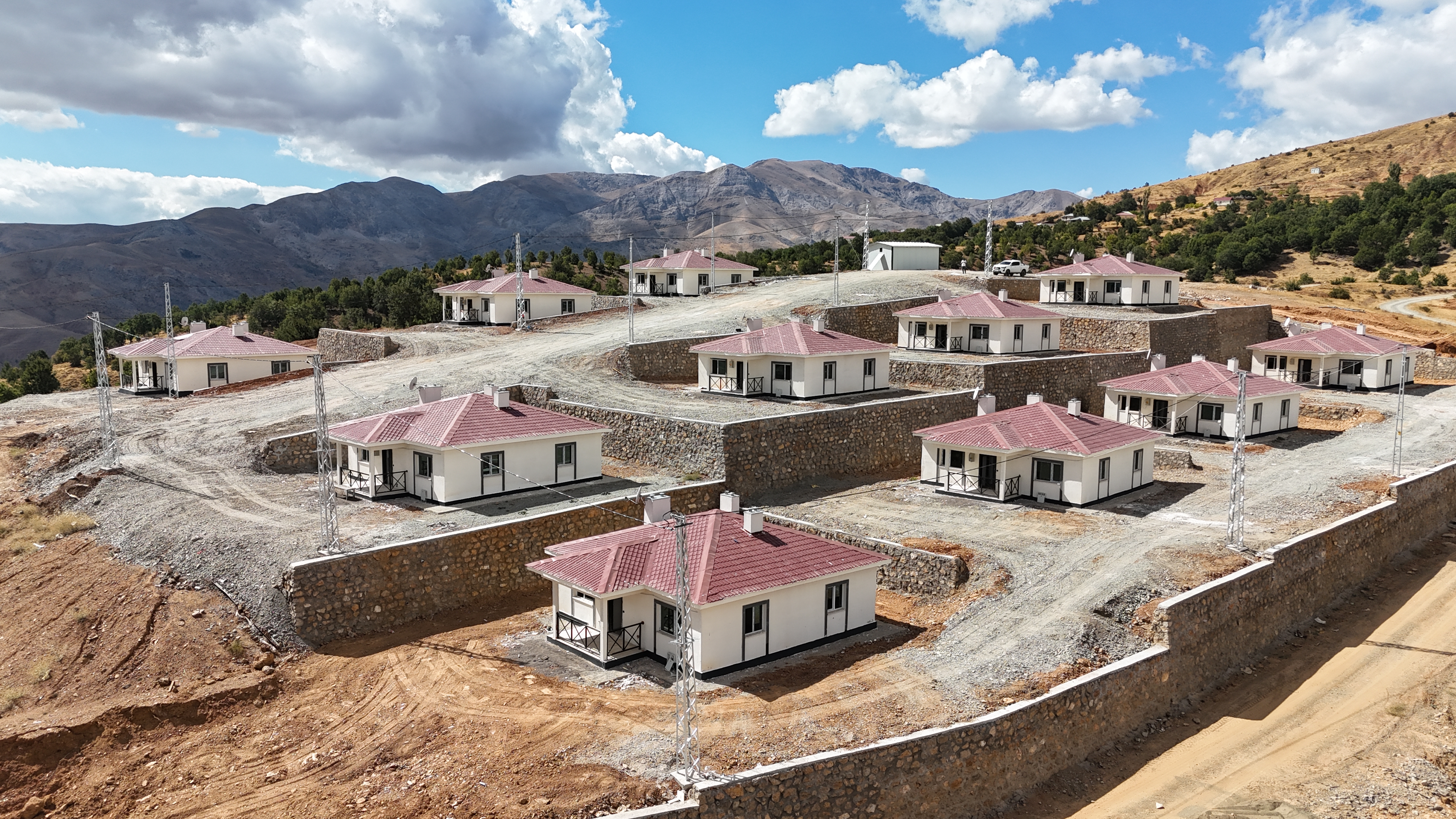 Set Müşavirlik Denetiminde Diyarbakır Hafif Çelik Yapım İşi Çüngüş Çaybaşı